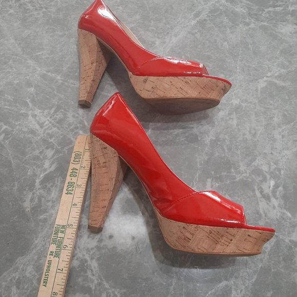 Franco Sarto The Artisan Collection Red Patent Leather Cork Chunky Heels SZ 9M - Picture 2 of 7